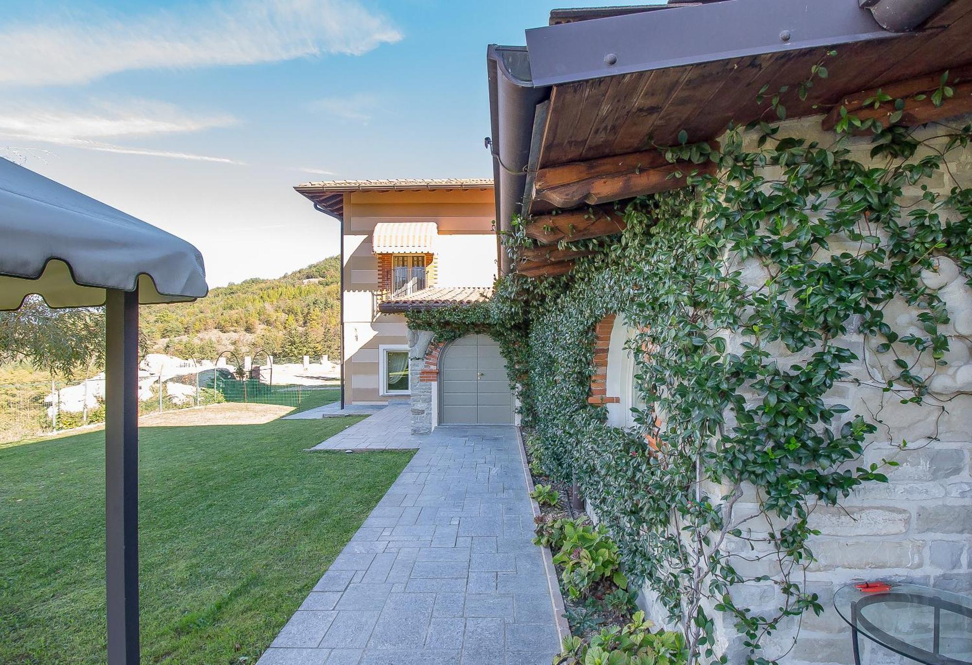 Tenuta Pian D'Attesio - Agriturismo Castelletto Soprano Εξωτερικό φωτογραφία
