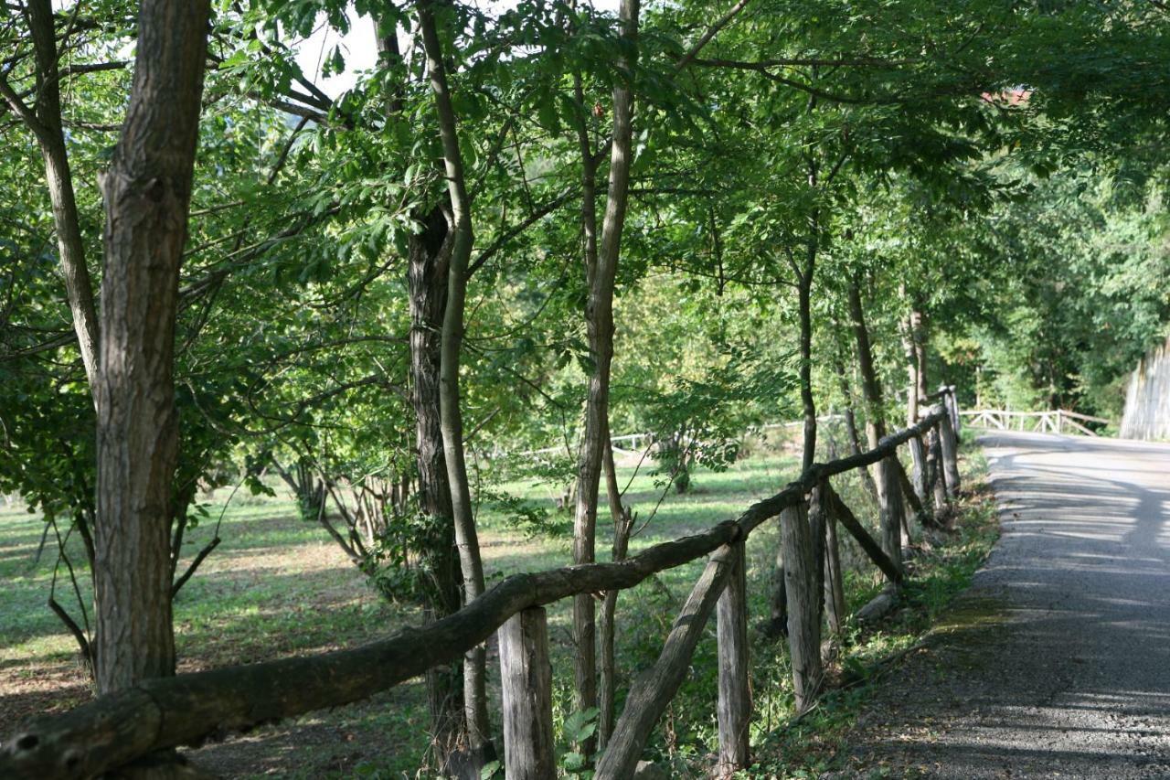 Tenuta Pian D'Attesio - Agriturismo Castelletto Soprano Εξωτερικό φωτογραφία