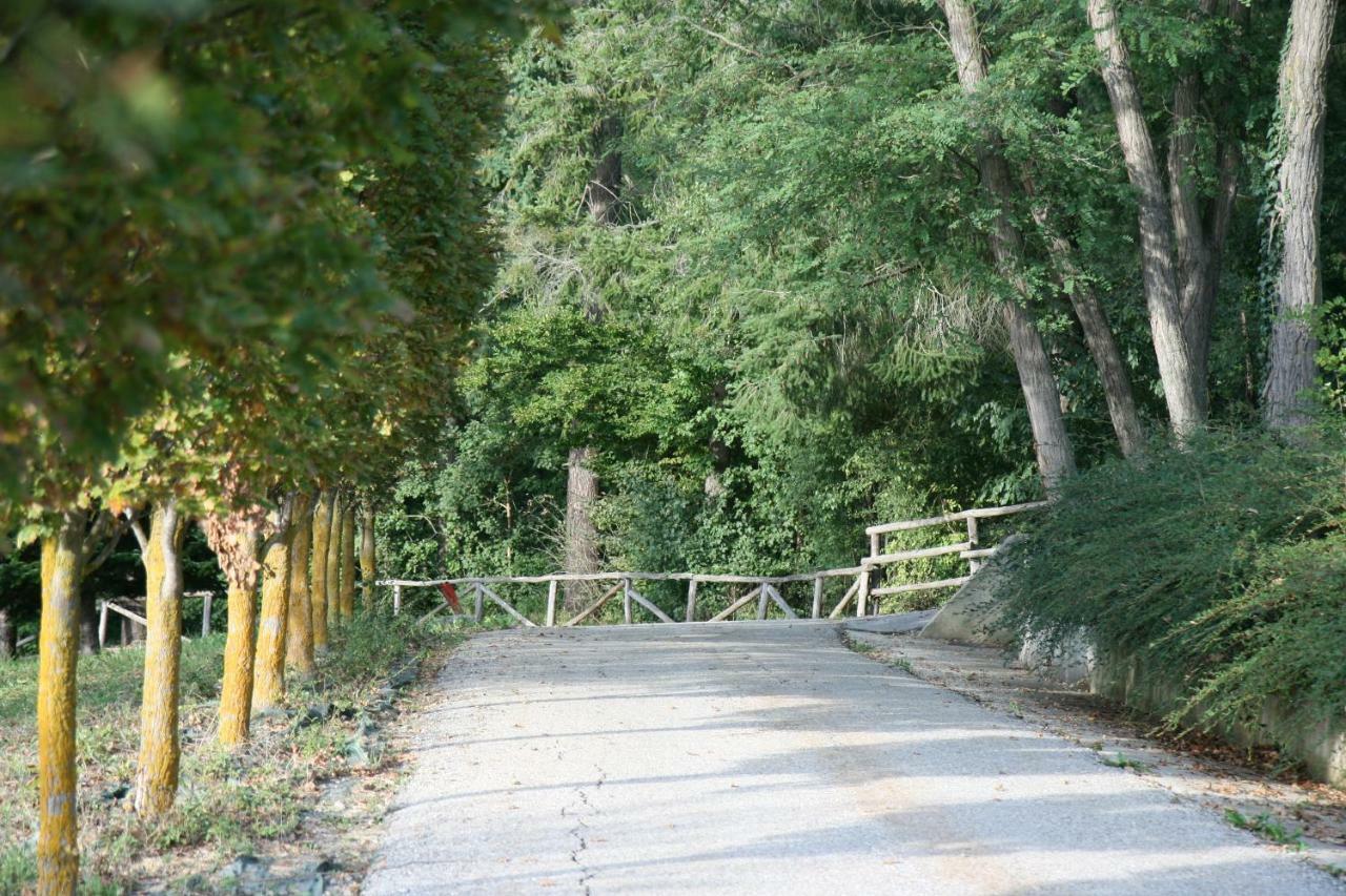 Tenuta Pian D'Attesio - Agriturismo Castelletto Soprano Εξωτερικό φωτογραφία